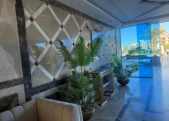 Hub Two Bedroom Luxury *