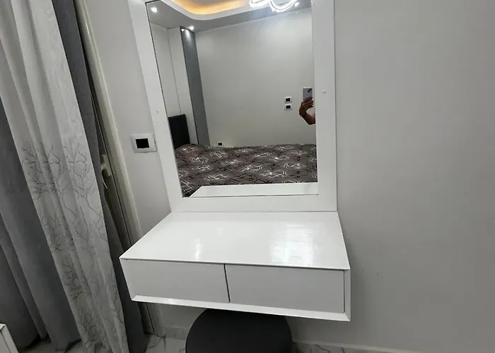 Hub Two Bedroom Luxury Daire