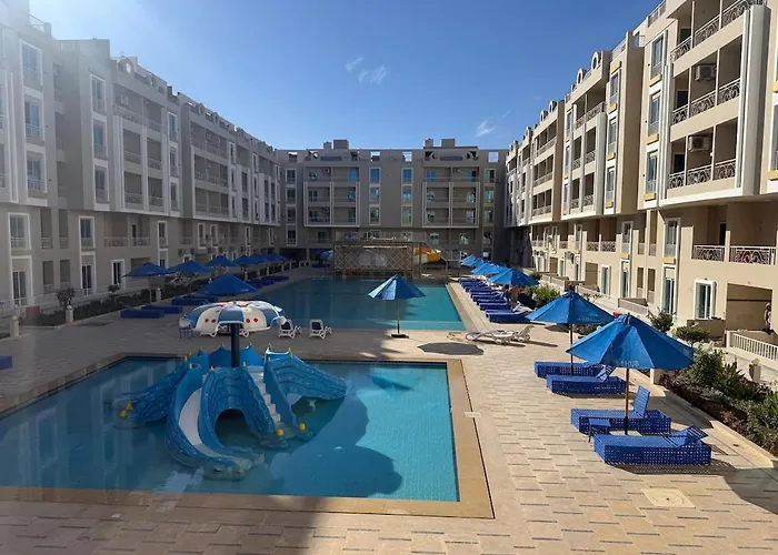 Hub Two Bedroom Luxury *